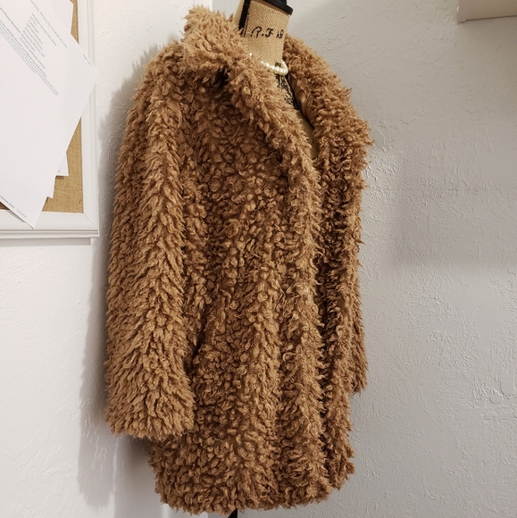 🛍Urban Republic Faux Fur Teddy Coat BNWT/Latte - Picture 4 of 7
